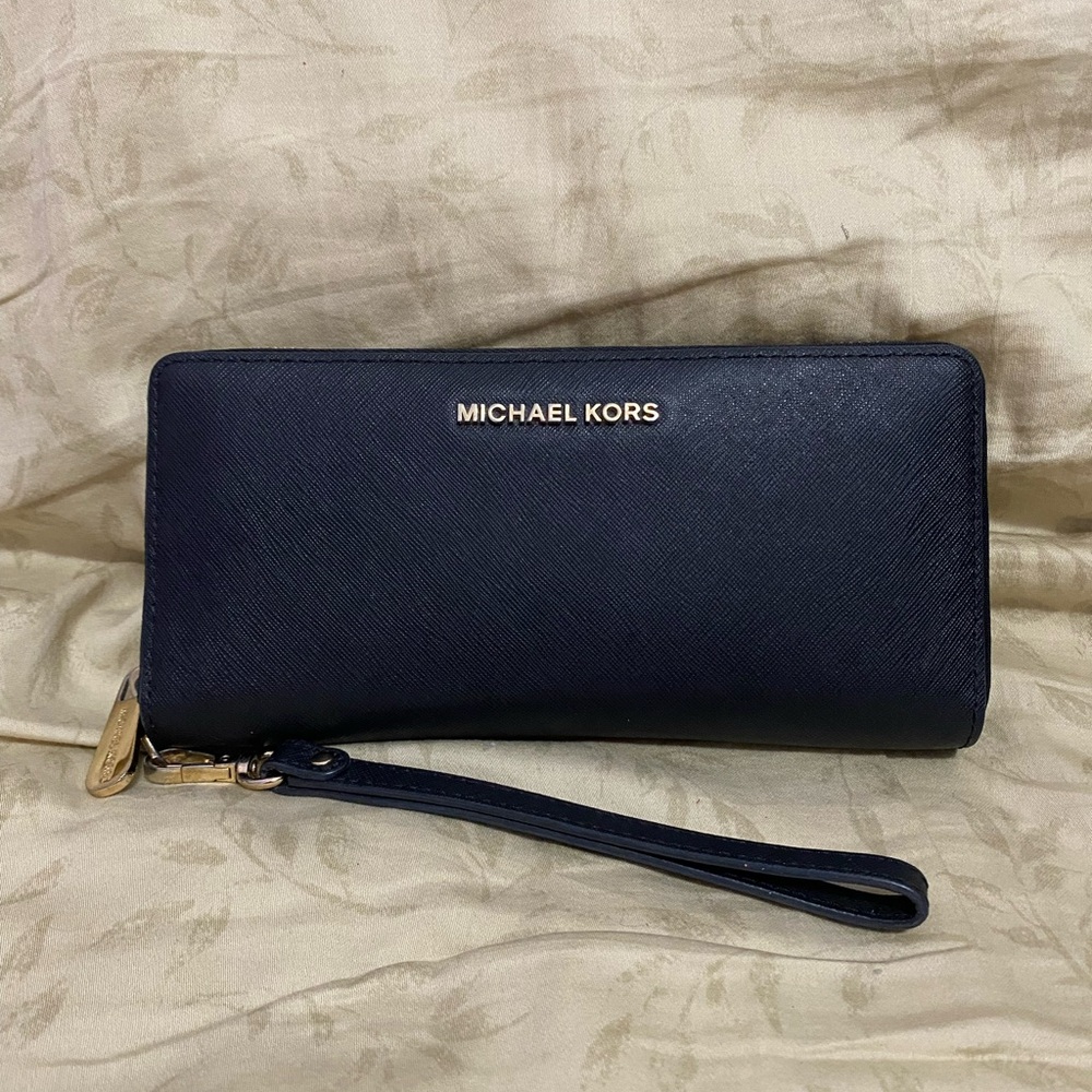 Michael Kors Large Continental Wallet